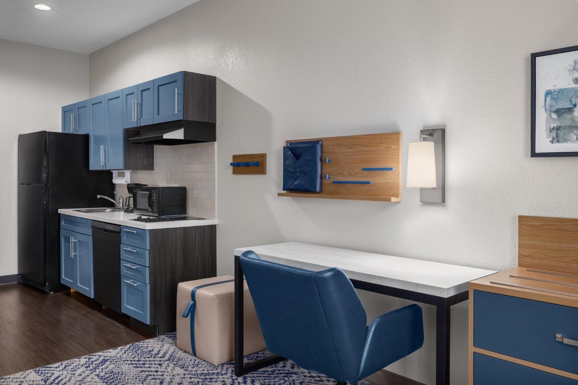 Candlewood Suites Alexandria By Ihg Esterno foto