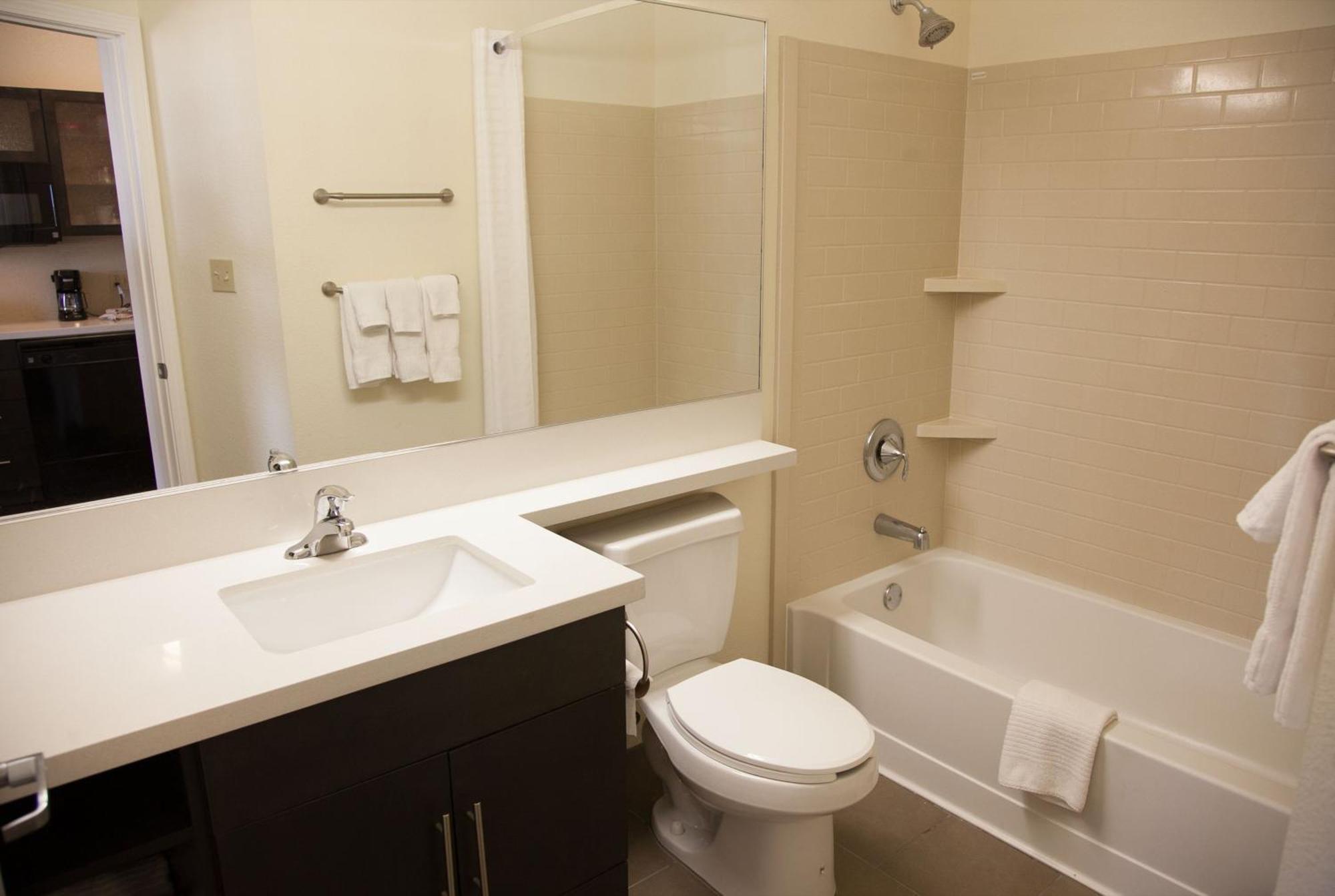 Candlewood Suites Alexandria By Ihg Esterno foto